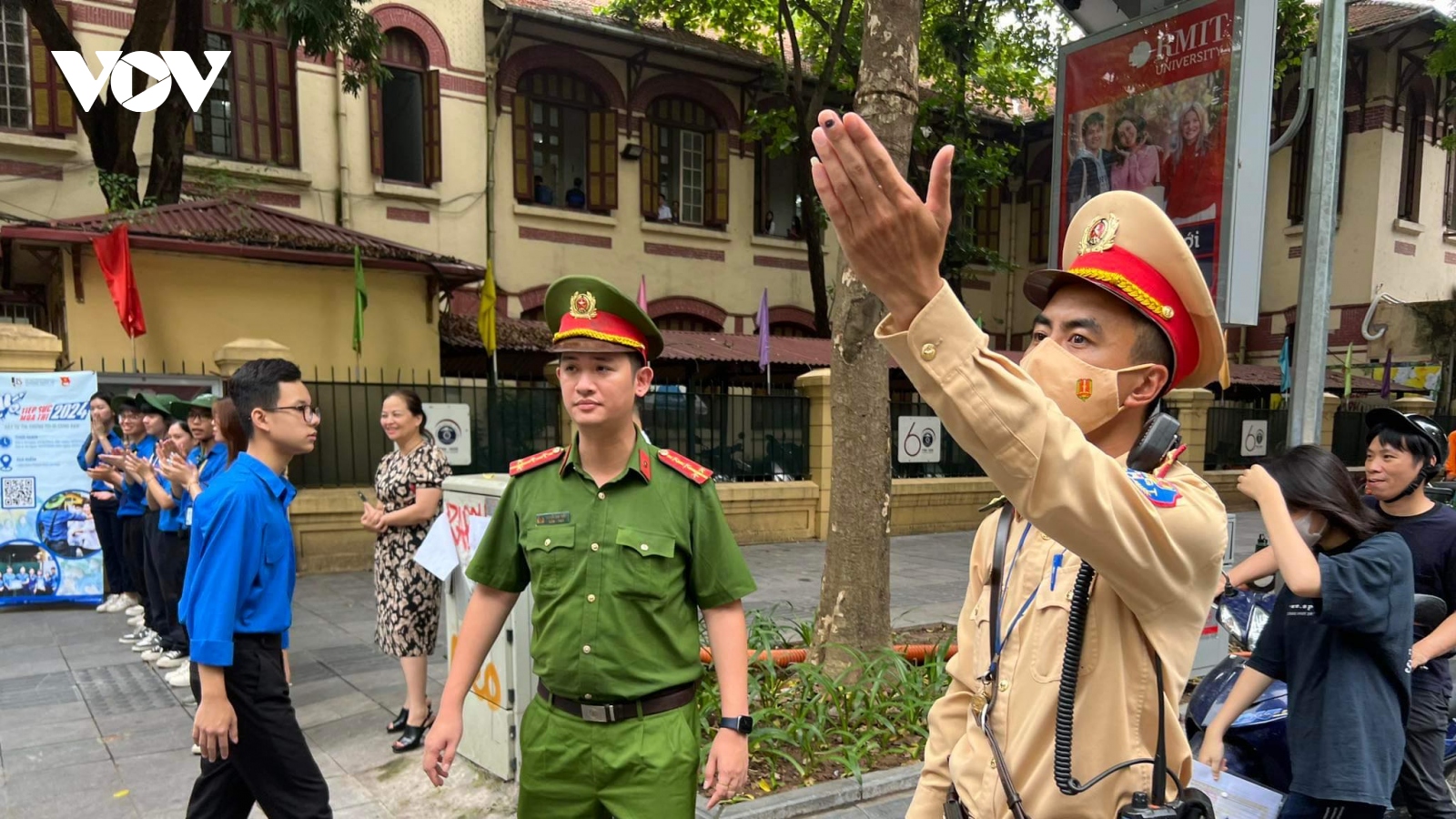 Công an TP Hà Nội tăng cường ứng trực đảm bảo an toàn cho kỳ thi tuyển sinh THPT