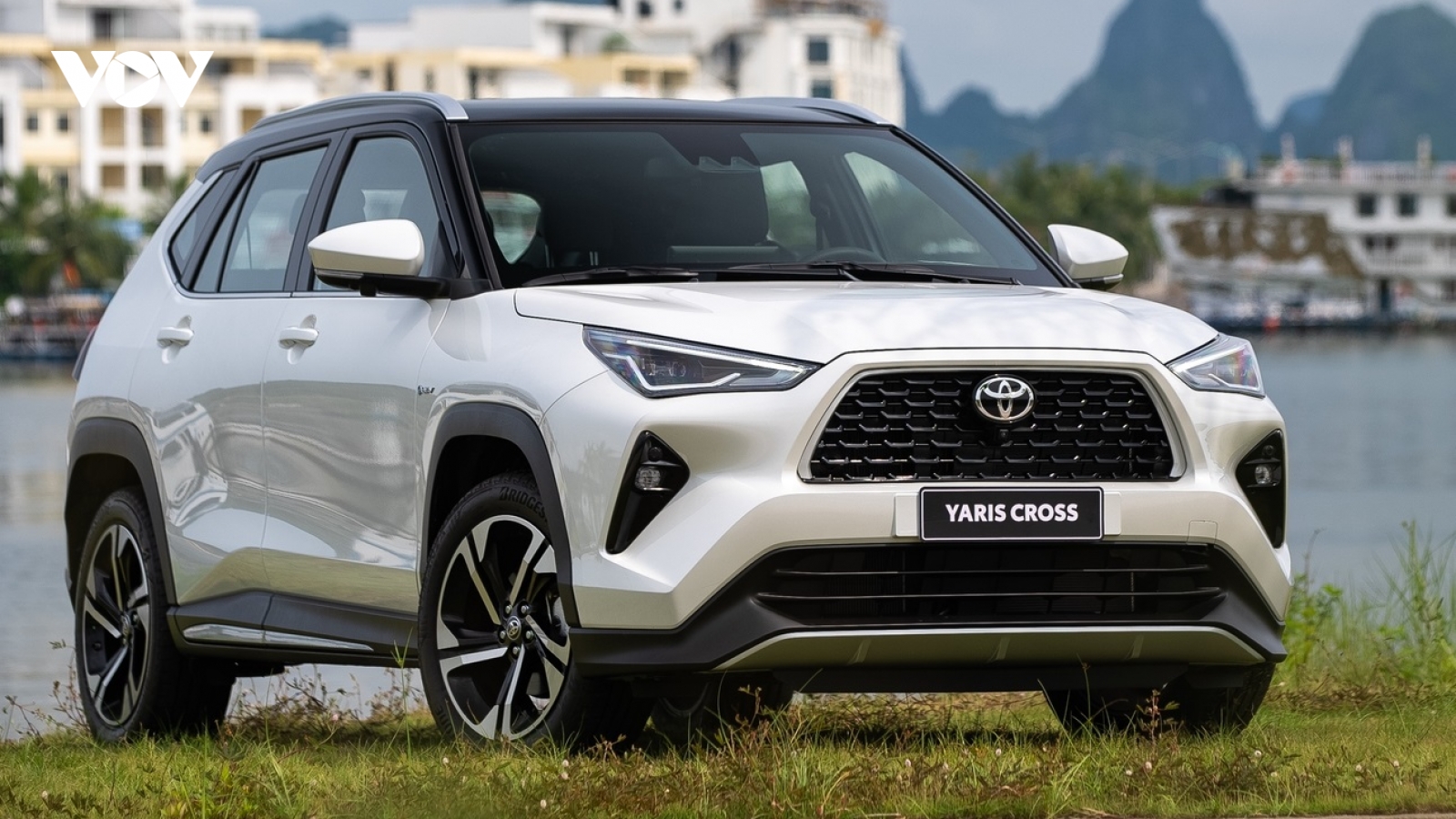 Top 10 xe xăng, dầu bán chạy nhất 6 tháng đầu năm 2026
