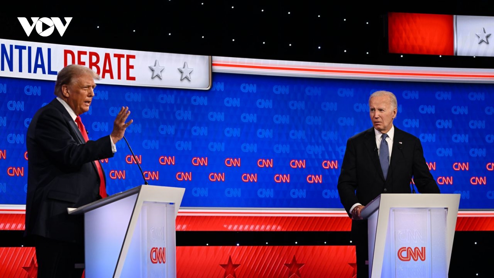 Ông Trump chỉ trích ông Biden là tổng thống tệ nhất lịch sử