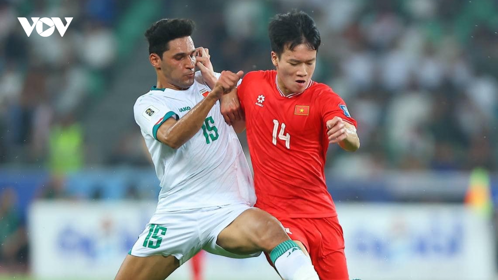 Bảng xếp hạng FIFA mới nhất: ĐT Việt Nam tụt hạng, bị Thái Lan bỏ xa