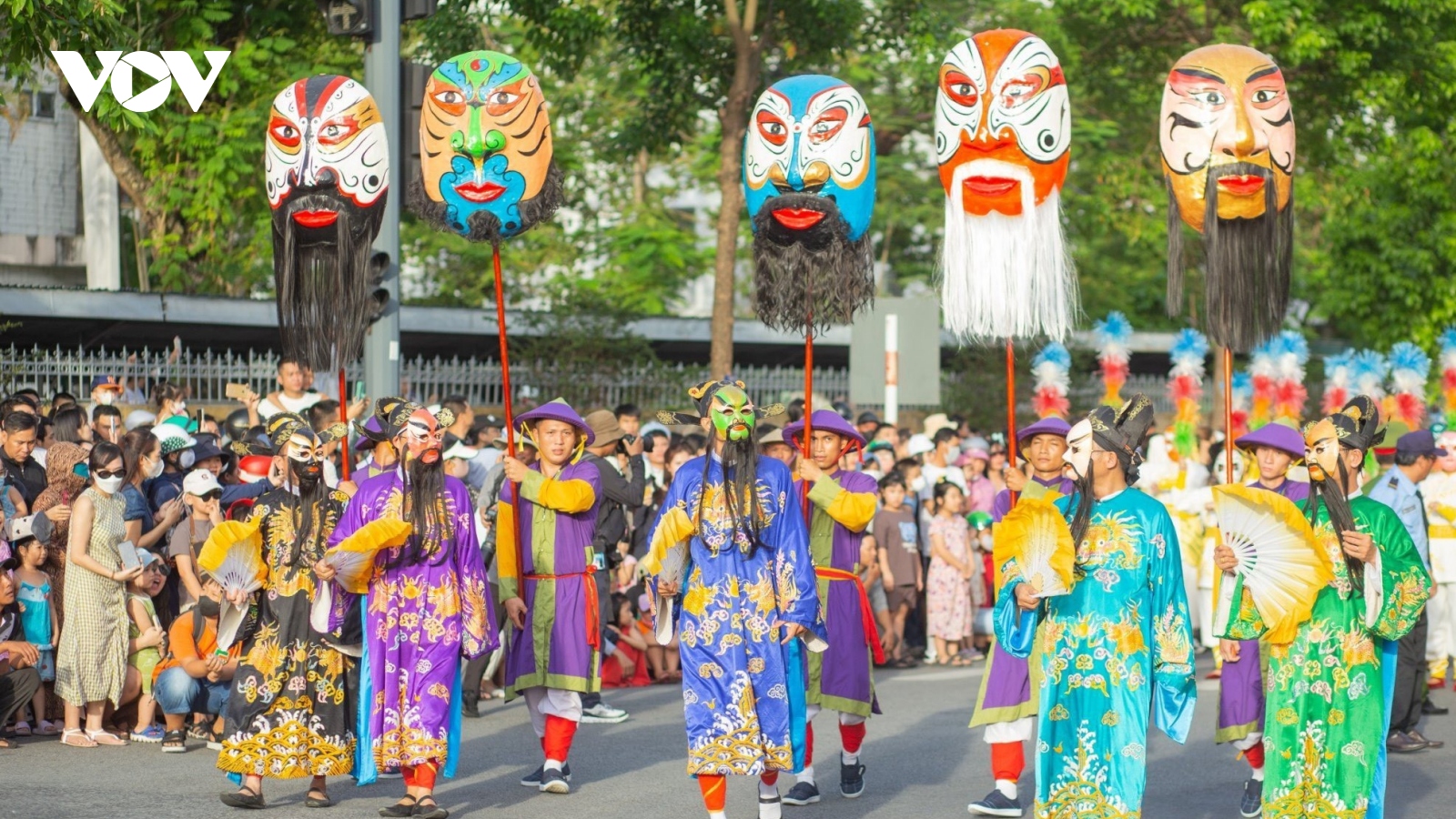 Đón hơn 100.000 lượt khách trong Tuần lễ Festival nghệ thuật quốc tế Huế 2024