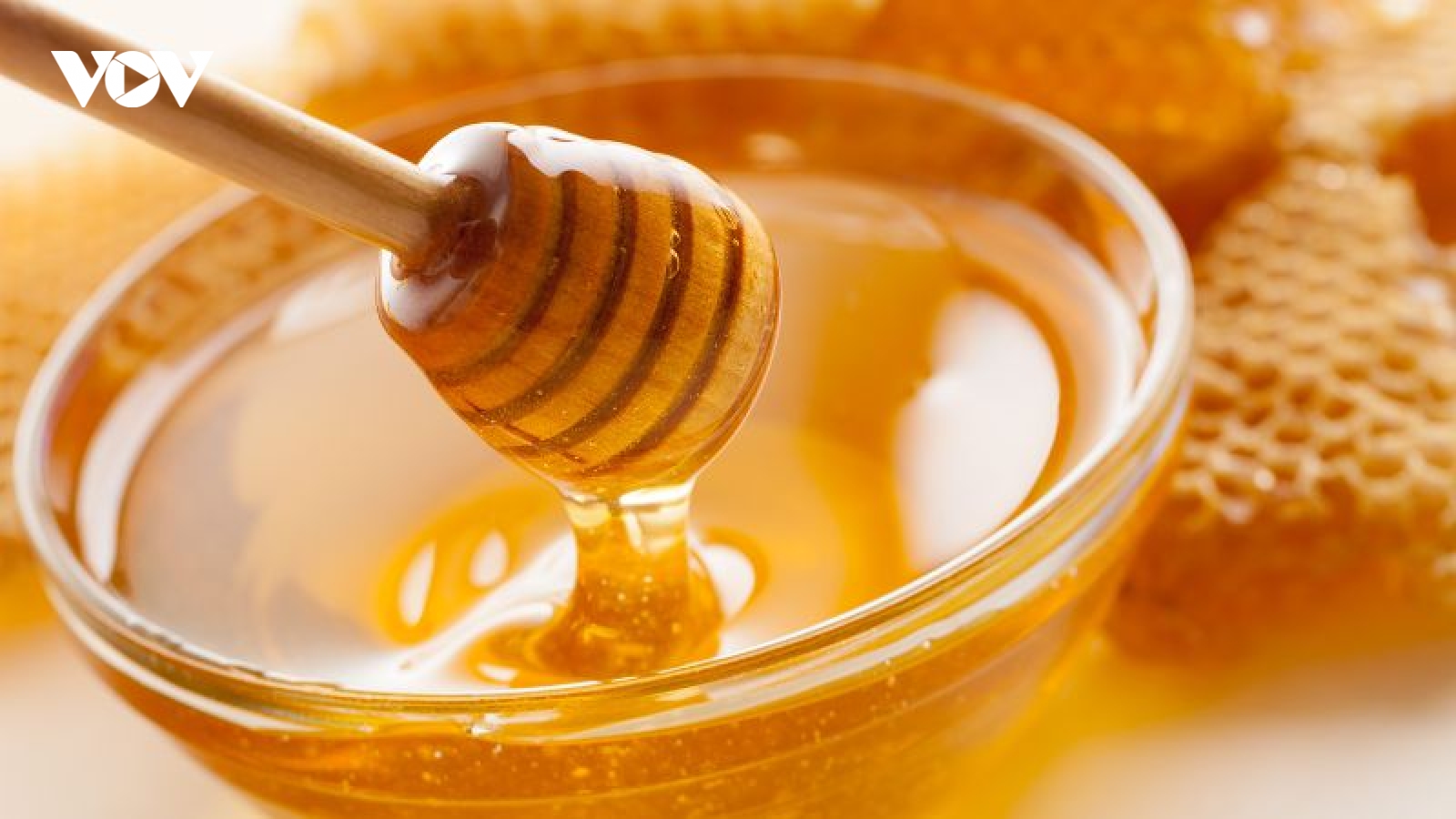 Đau dạ dày uống mật ong có tốt như lời đồn?