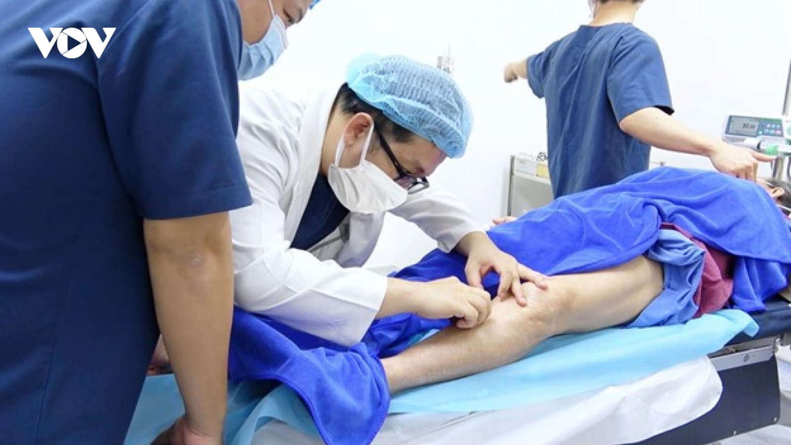 Điều trị suy giãn tĩnh mạch - Những tiết lộ ít biết từ bác sĩ chuyên khoa