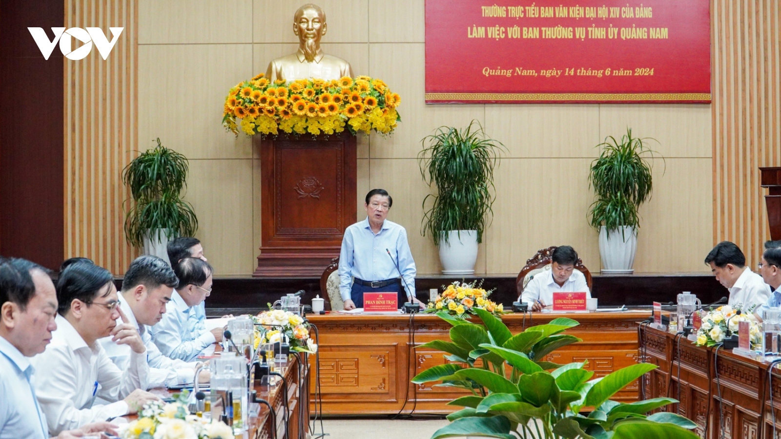 Đoàn khảo sát Tiểu ban Văn kiện Đại hội XIV của Đảng làm việc tại Quảng Nam