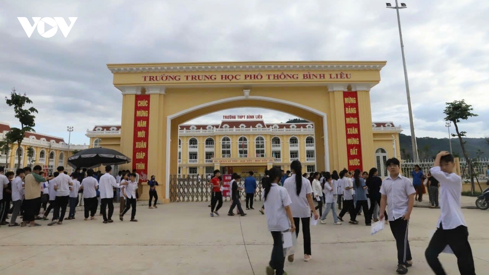 Gần 16.000 thí sinh Quảng Ninh bước vào Kỳ thi tuyển sinh lớp 10