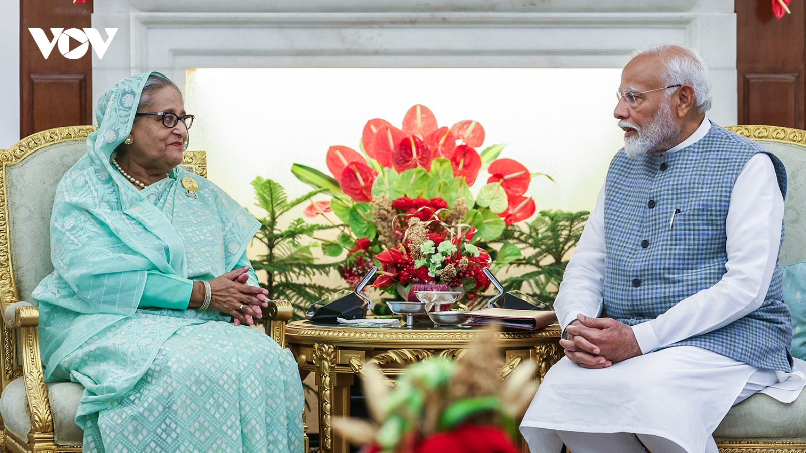 Nepal bán điện cho Bangladesh thông qua đường dây truyền tải của Ấn Độ
