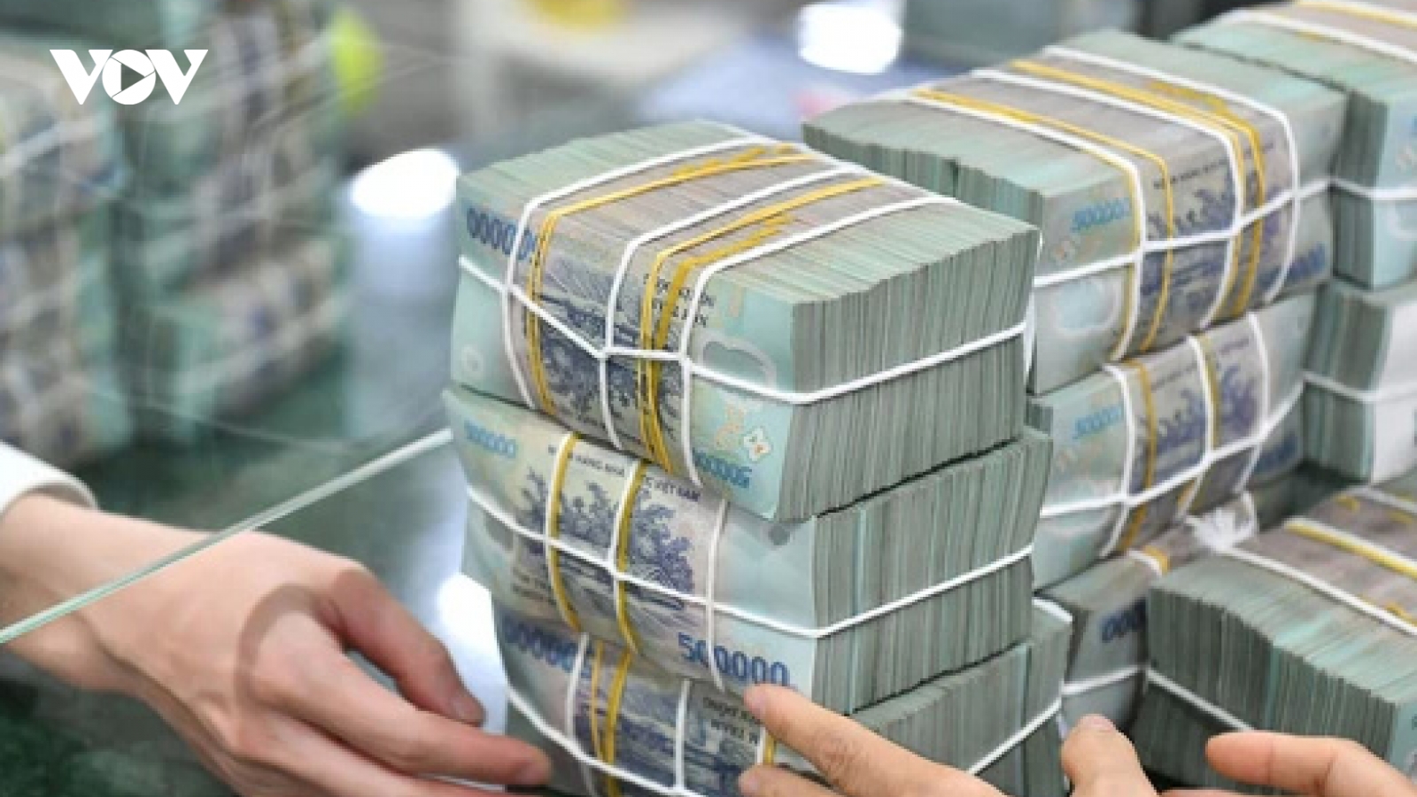 Anh trai bán nhà của bố mẹ để lại 10 tỷ, chia "lộc" cho em gái 100 triệu đồng