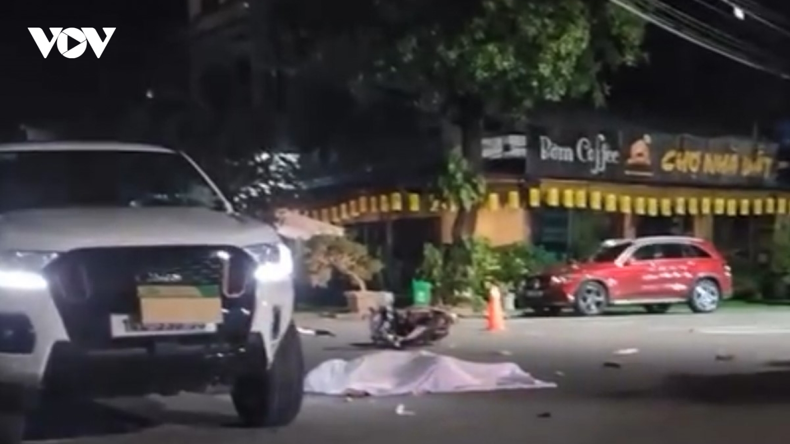3 người thương vong trong vụ tai nạn giao thông lúc nửa đêm