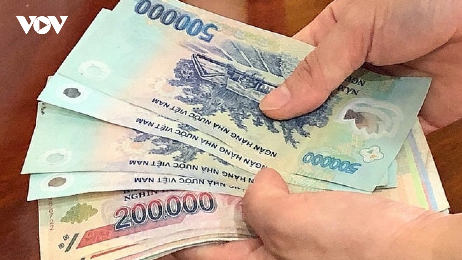 Thu nhập bình quân của người lao động tăng 7,4% trong 6 tháng đầu năm