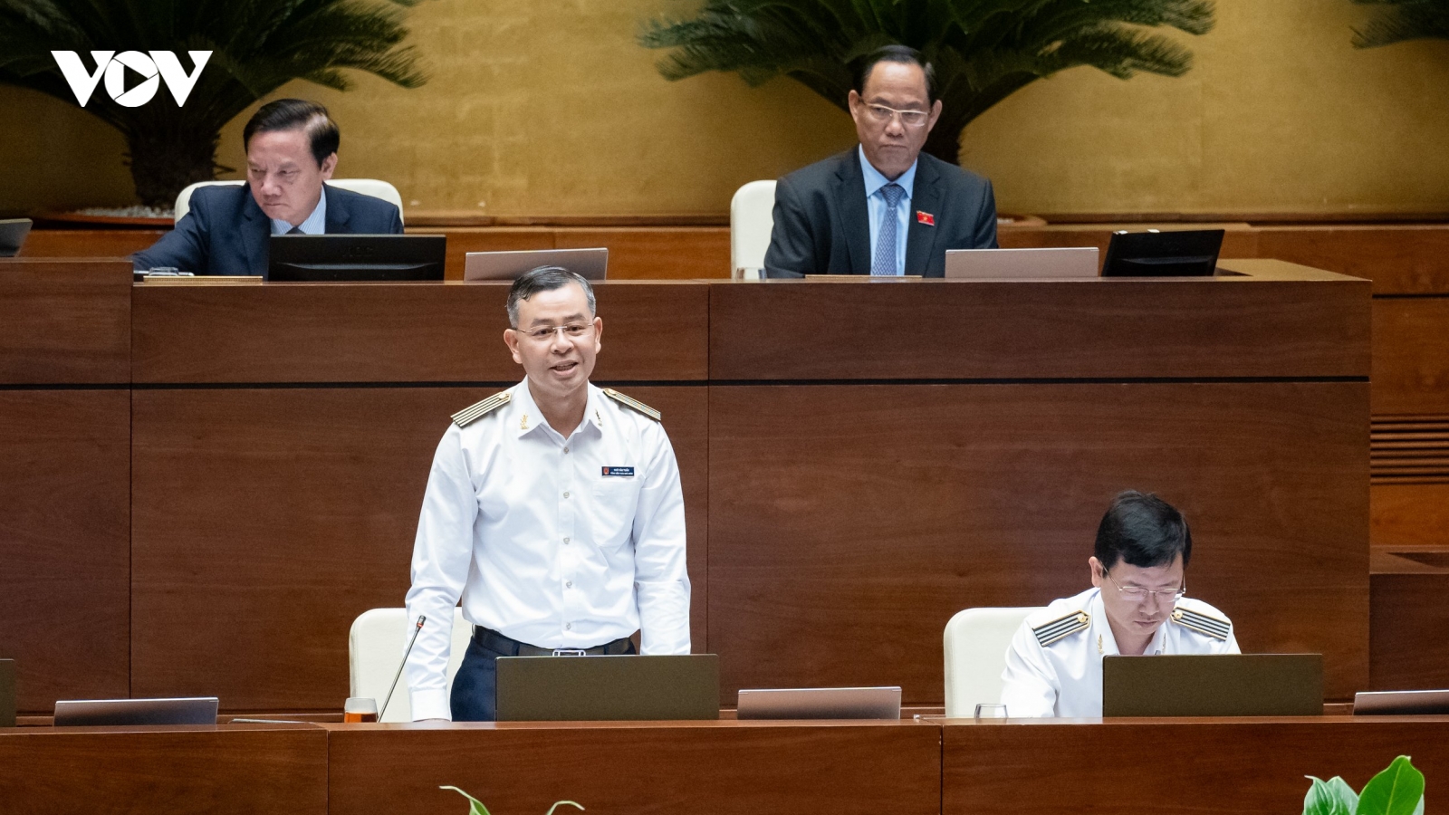 Tổng Kiểm toán trả lời chất vấn về phòng, chống tham nhũng trong nội bộ ngành