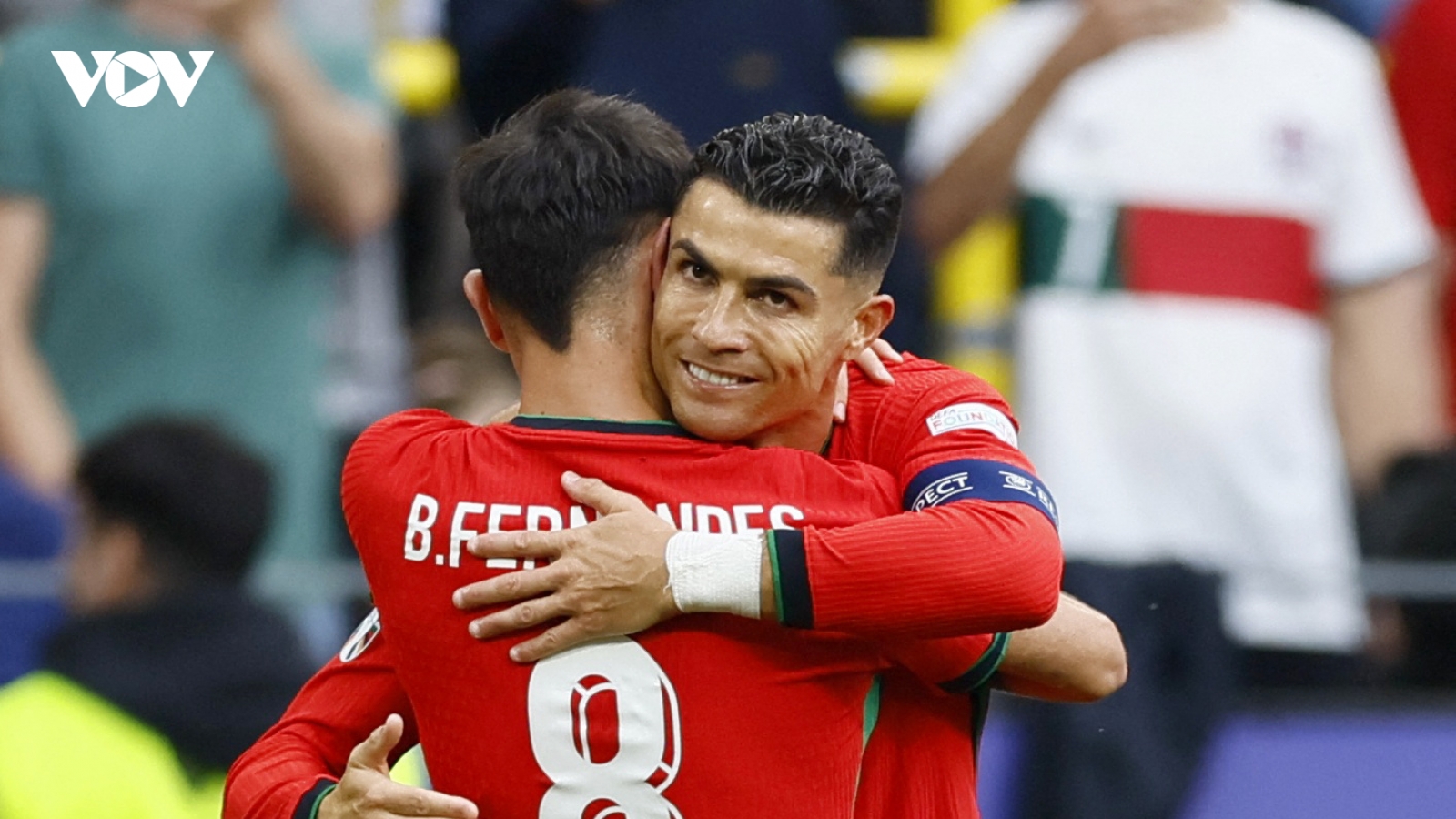 Ronaldo không ghi bàn vẫn nhận "mưa" lời khen ở EURO 2024