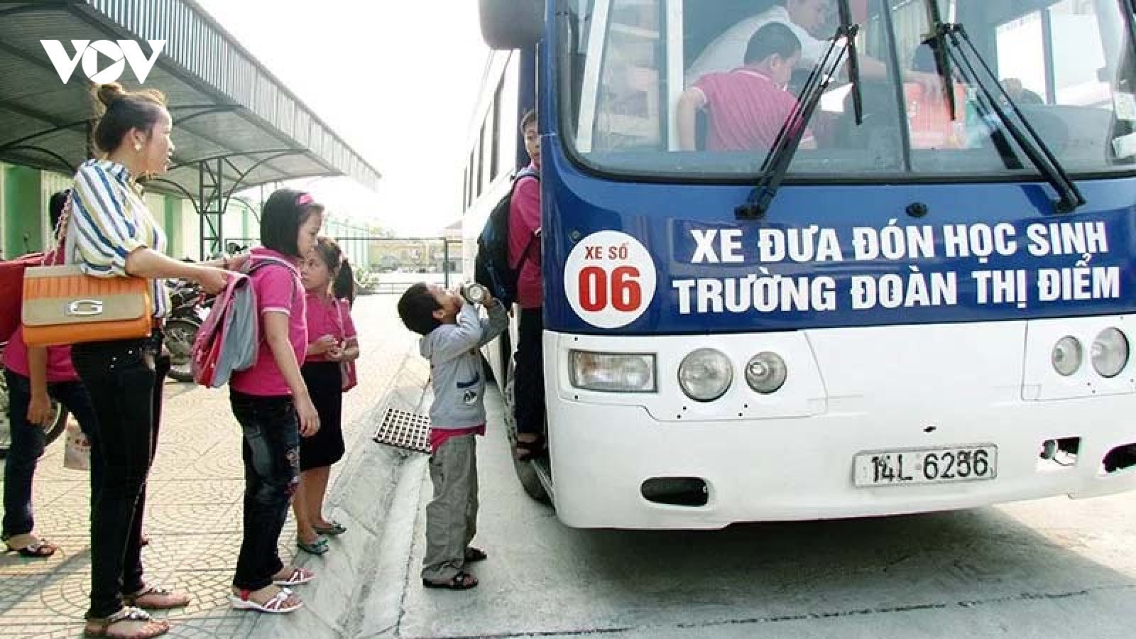 Quên trẻ trên xe đưa đón dẫn đến tử vong: Bài học cũ, nỗi đau mới