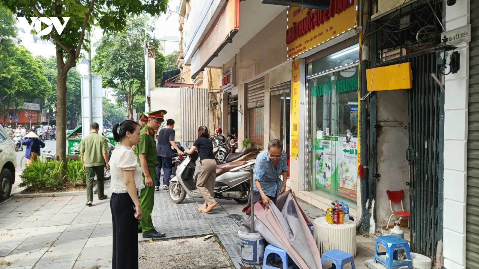Phường Hàng Bài tập trung xử lý các vi phạm trật tự đô thị