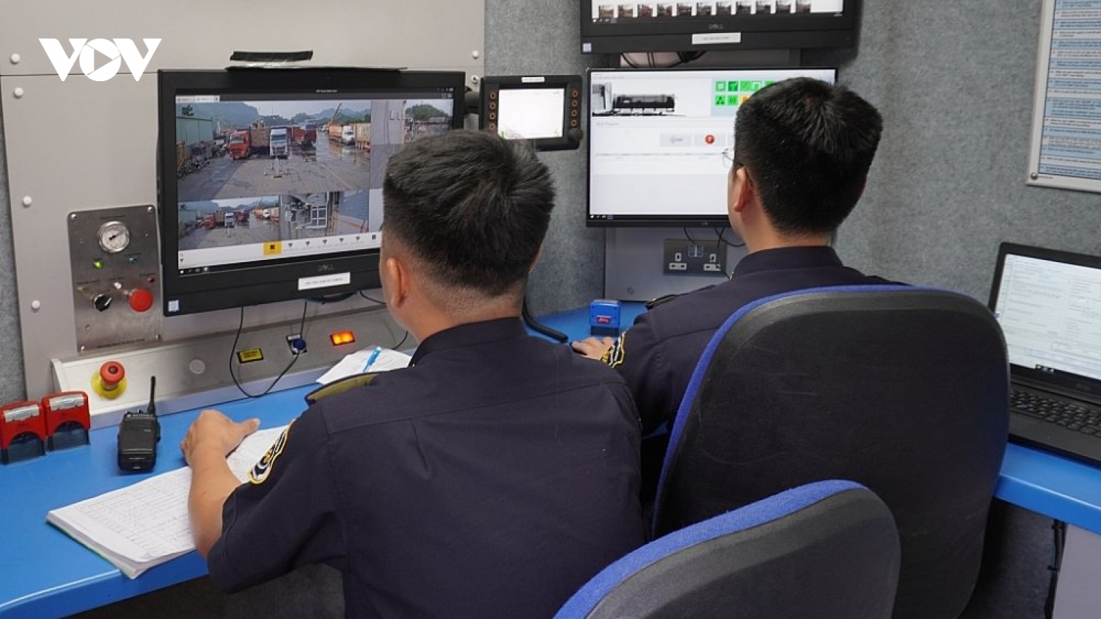 Lạng Sơn tăng cường chống buôn lậu và gian lận thương mại qua cửa khẩu
