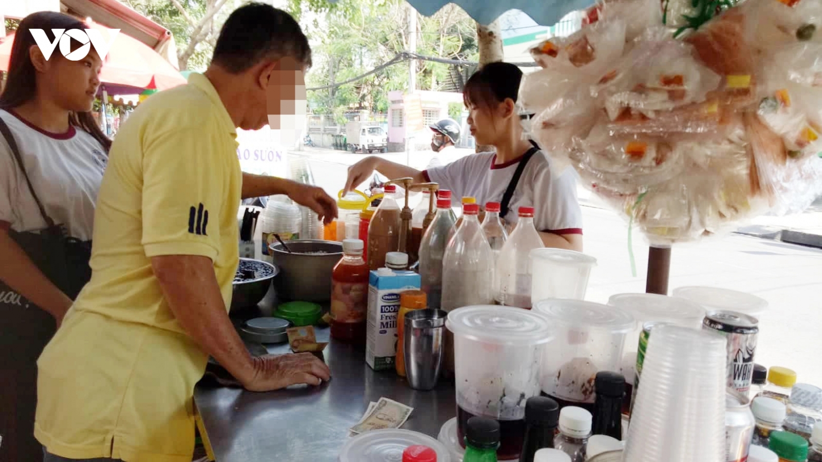 "Sữa cỏ" bán tràn lan, cần lưu ý gì để tránh mua nhầm?