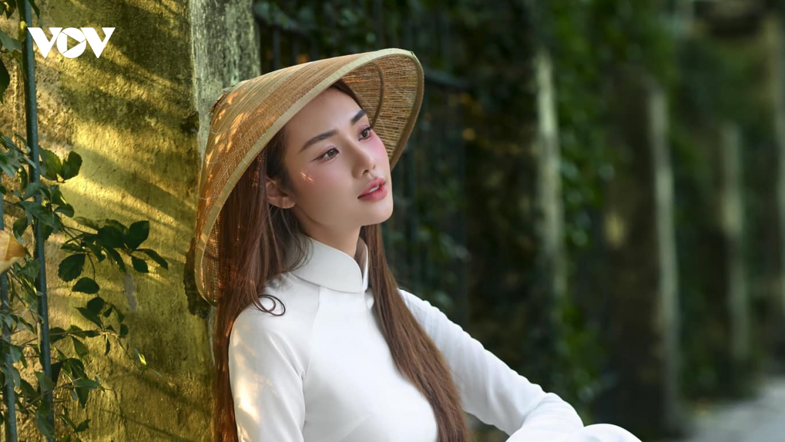 Nhan sắc xinh đẹp của Á khôi Nguyễn Đặng Huyền Trang