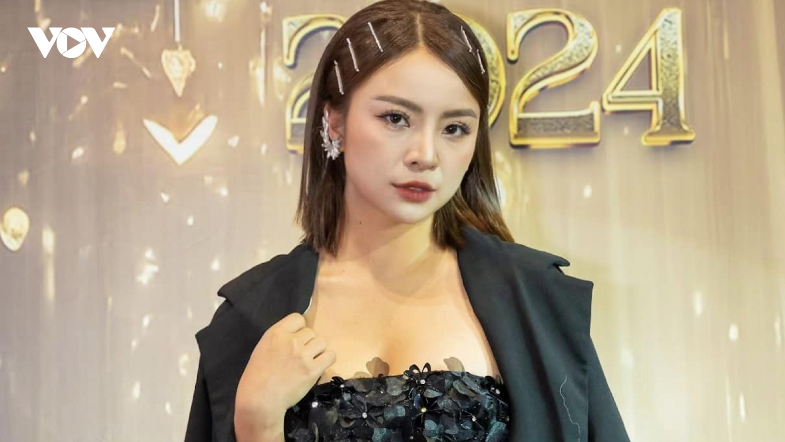 Nhan sắc nóng bỏng của nữ diễn viên thường vào vai "gái hư"
