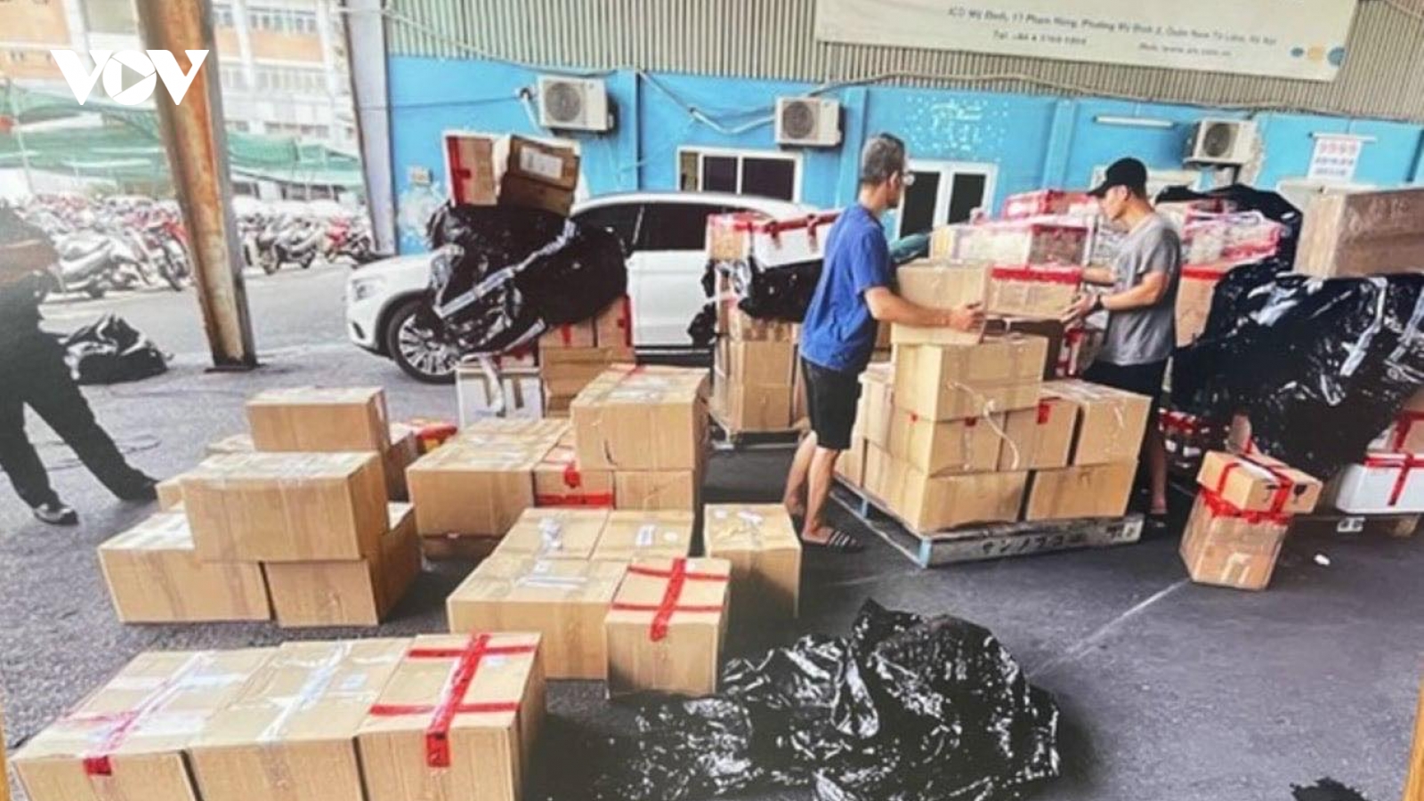 Triệt phá vụ vận chuyển 179kg ma túy qua đường hàng không