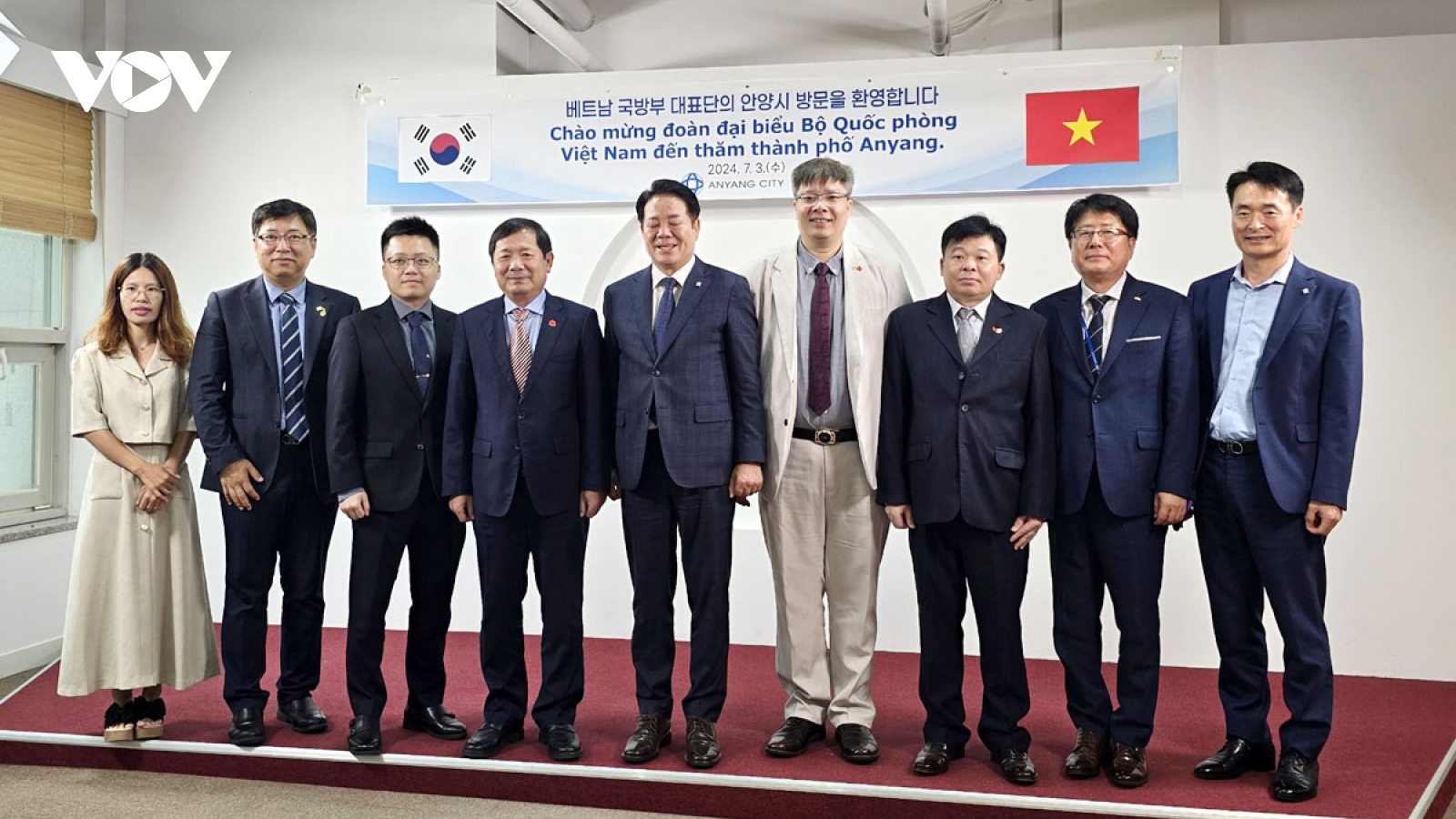 Defense Ministry delegation visits Anyang city of RoK