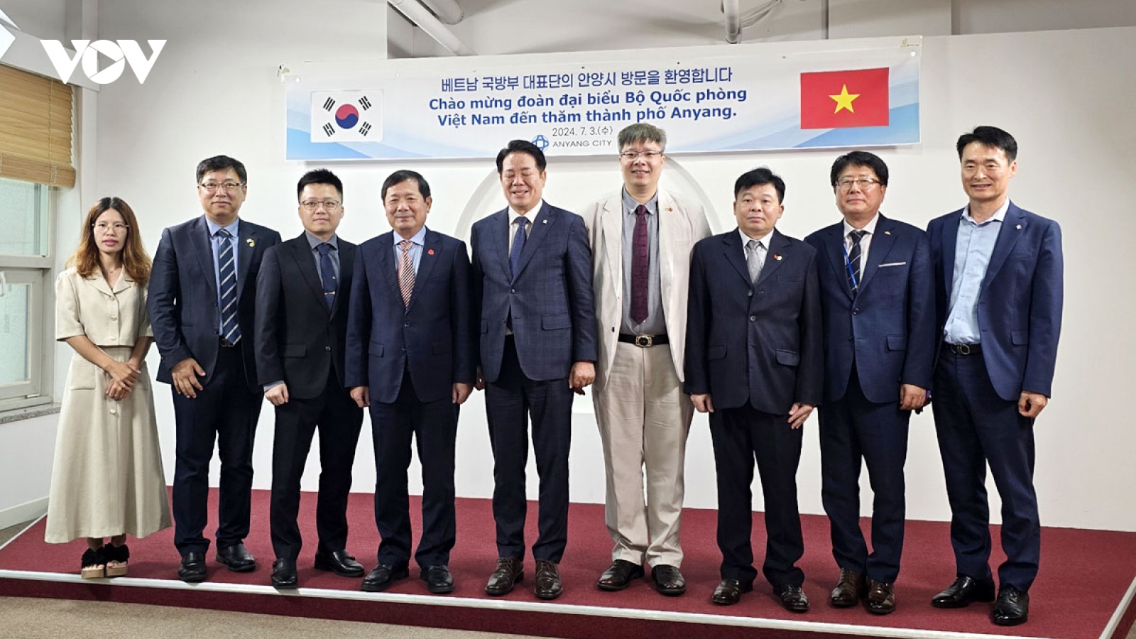 Defense Ministry delegation visits Anyang city of RoK