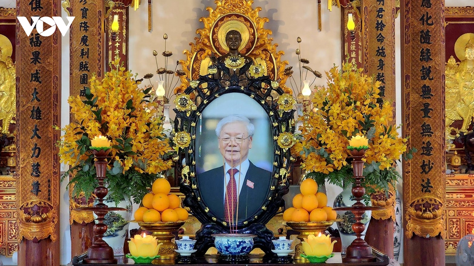 Nhiều chùa ở miền Trung lập bàn thờ Tổng Bí thư Nguyễn Phú Trọng.