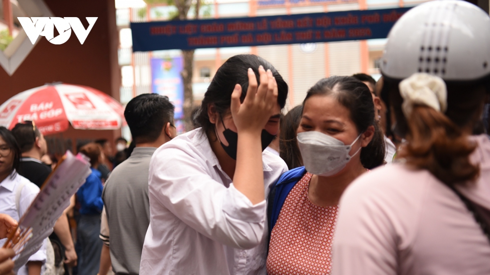 "Áp lực học tập lớn đang trở thành vấn đề nổi cộm"