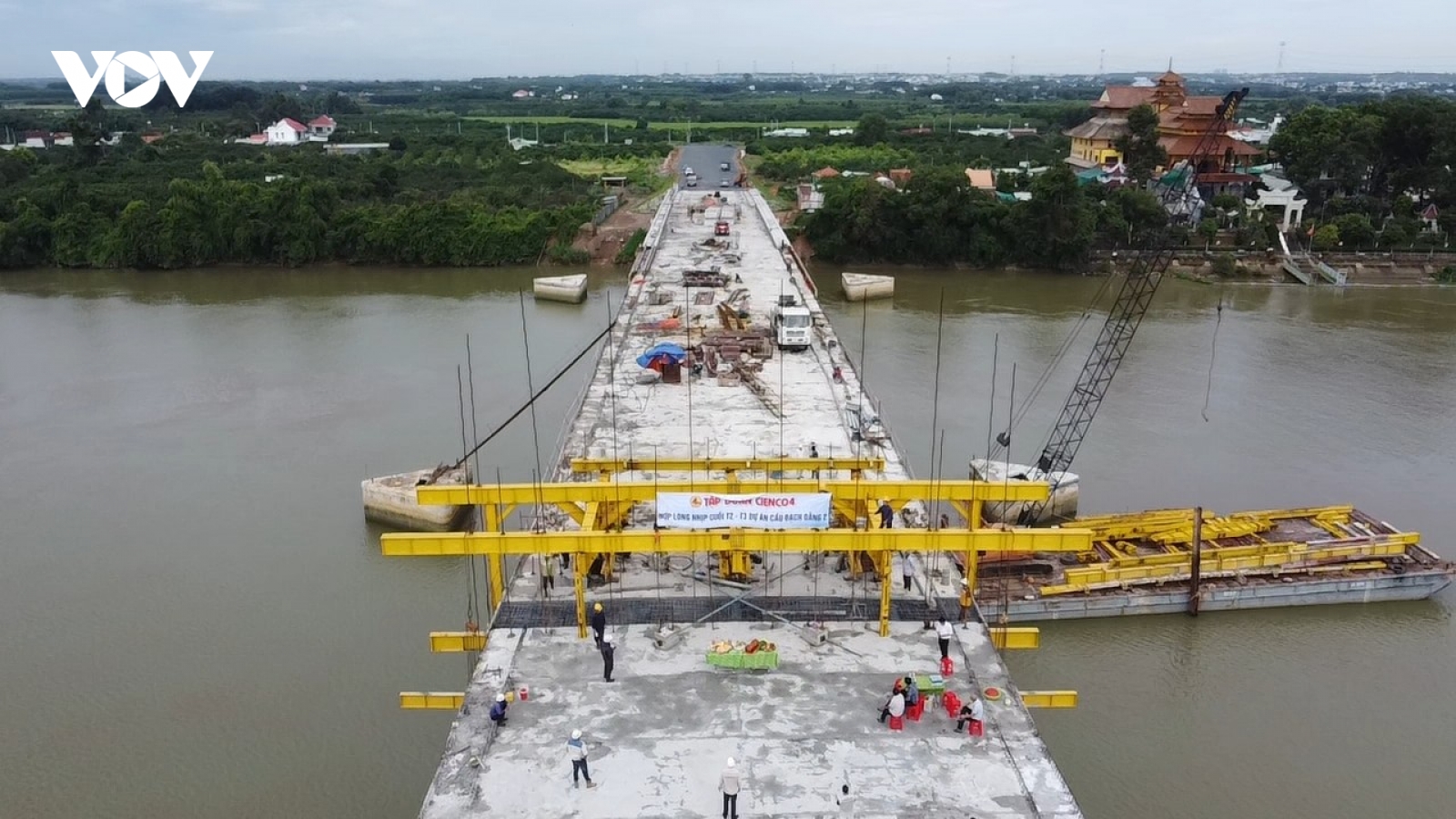 Hợp long cầu 420 tỷ nối giữa Đồng Nai và Bình Dương