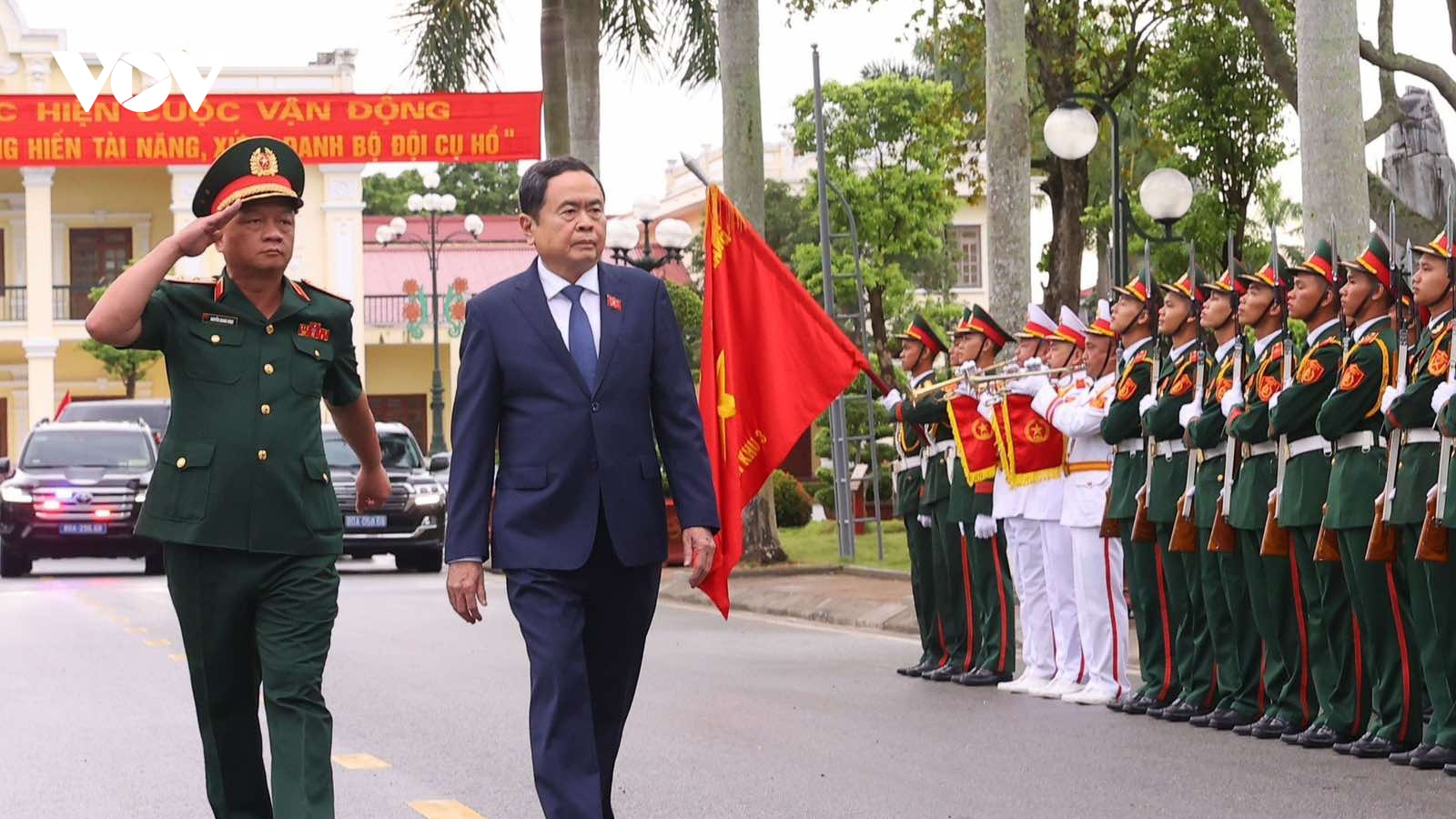 Chủ tịch Quốc hội Trần Thanh Mẫn thăm và làm việc tại Quân khu 3