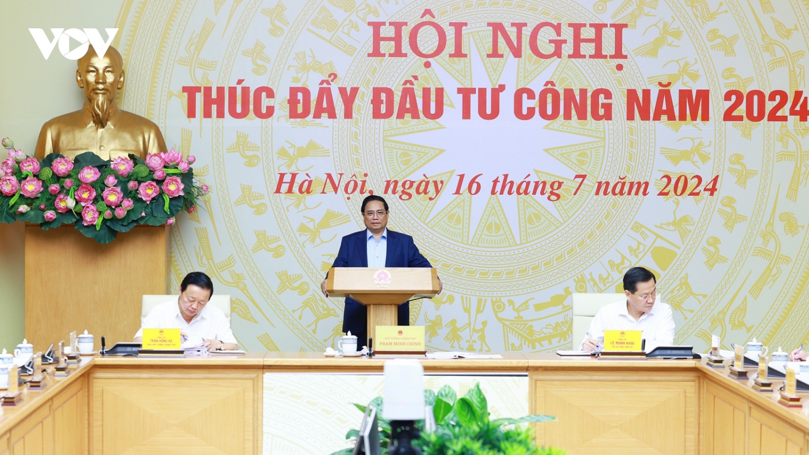 Thủ tướng nêu hàng loạt vấn đề khi chủ trì hội nghị thúc đẩy đầu tư công