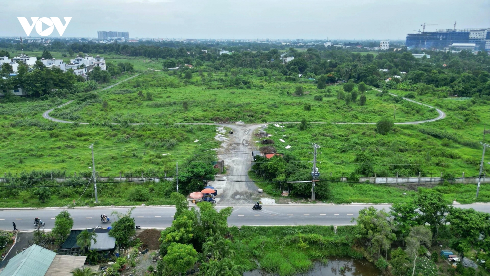 26ha đất làm Depot Metro TP.HCM bị bỏ hoang, thành nơi chăn thả gia súc