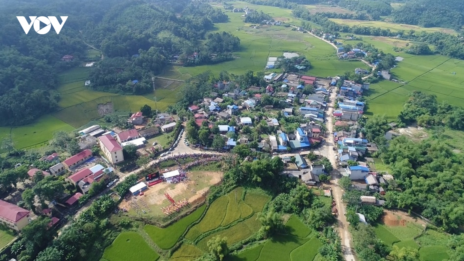 Huyện Định Hóa (Thái Nguyên) đạt chuẩn nông thôn mới