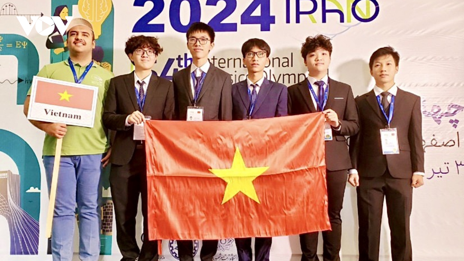 Việt Nam đoạt 2 HCV, 3 HCB tại Olympic Vật lý quốc tế (IPhO)