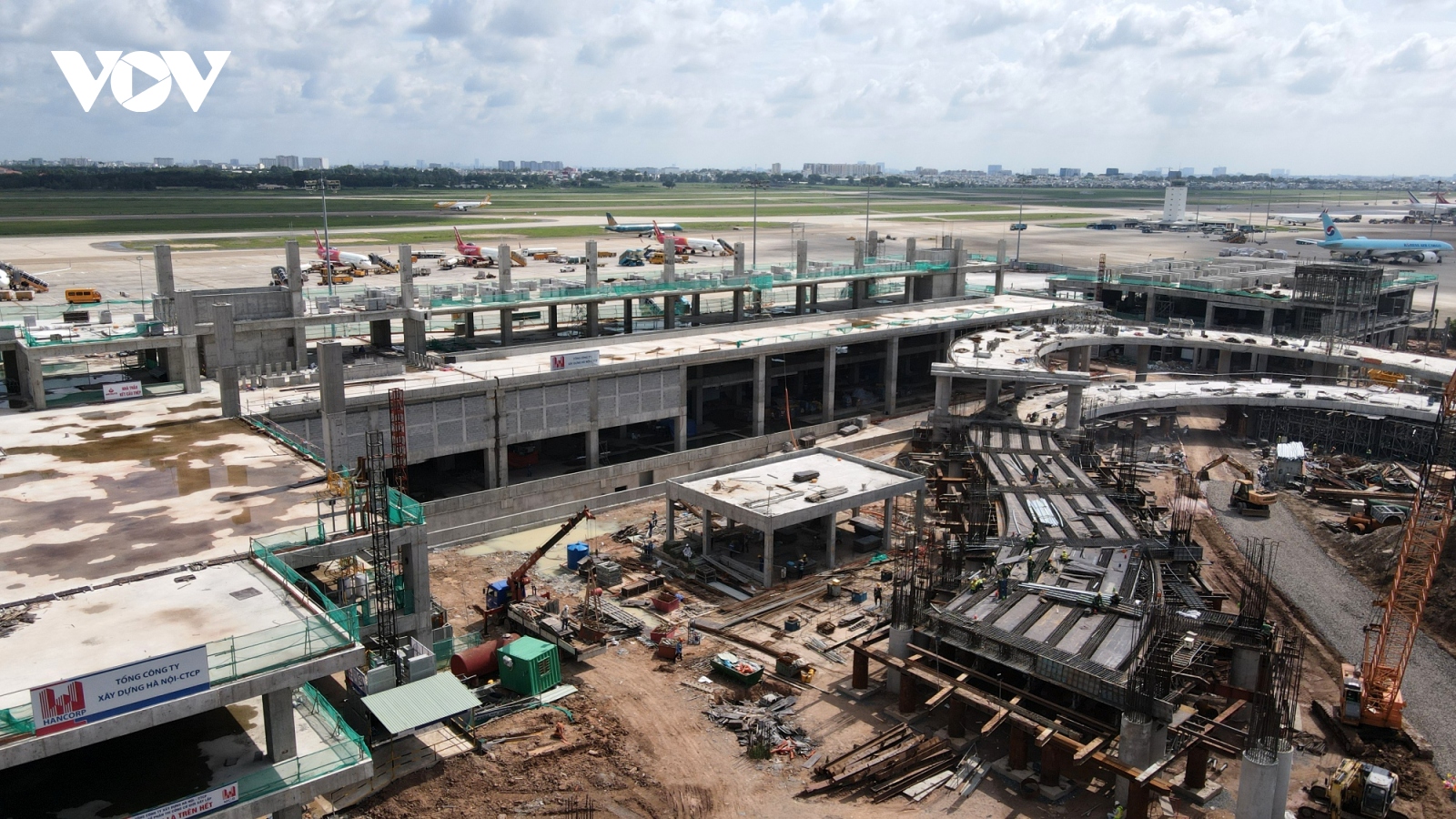 Dự án đường nối Trần Quốc Hoàn – Cộng Hòa khu vực sân bay vẫn còn vướng mặt bằng