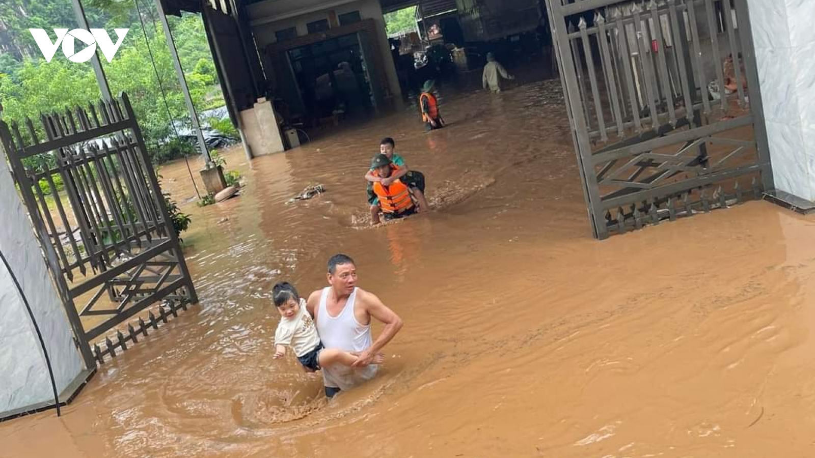 Sơn La: Tìm thấy 2 thi thể bị sạt lở đất tại xã Chiềng Nơi, Mai Sơn