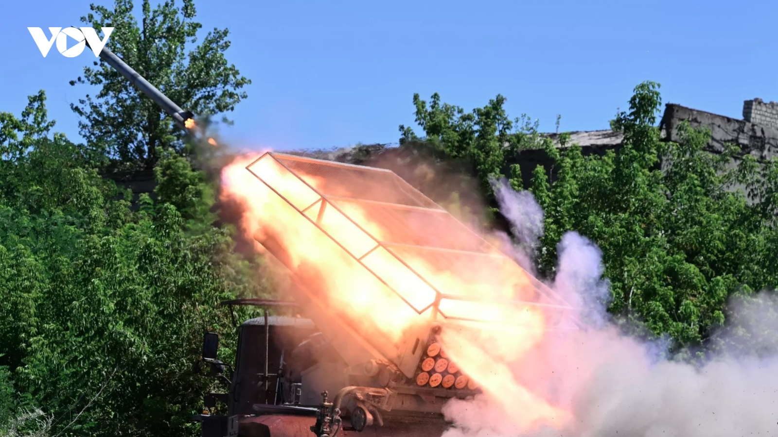 Nga chiếm được vị trí chiến lược ở Donetsk, Ukraine rút khỏi Makeyevka
