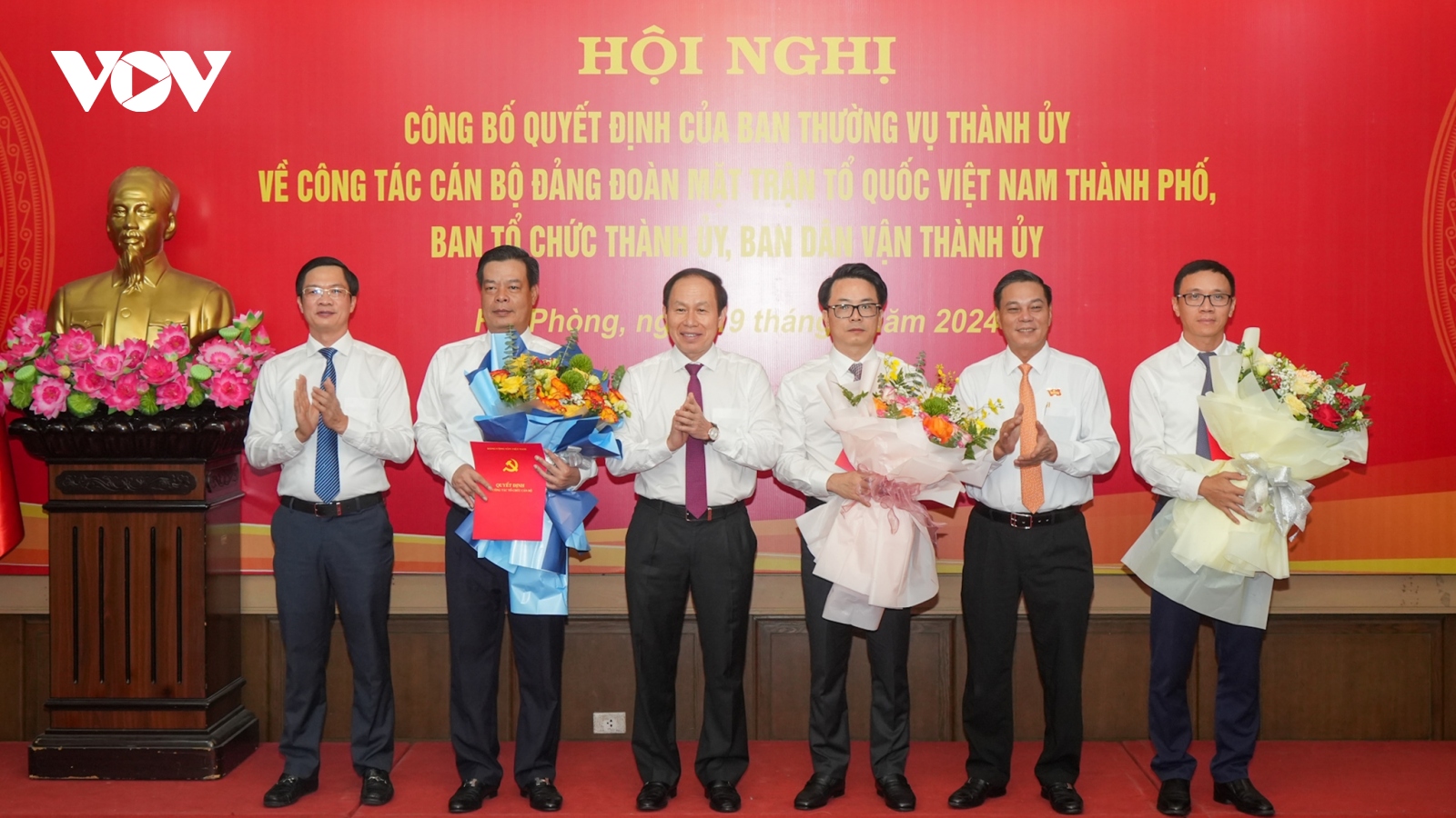 Thành ủy Hải Phòng điều động, bổ nhiệm nhiều cán bộ chủ chốt