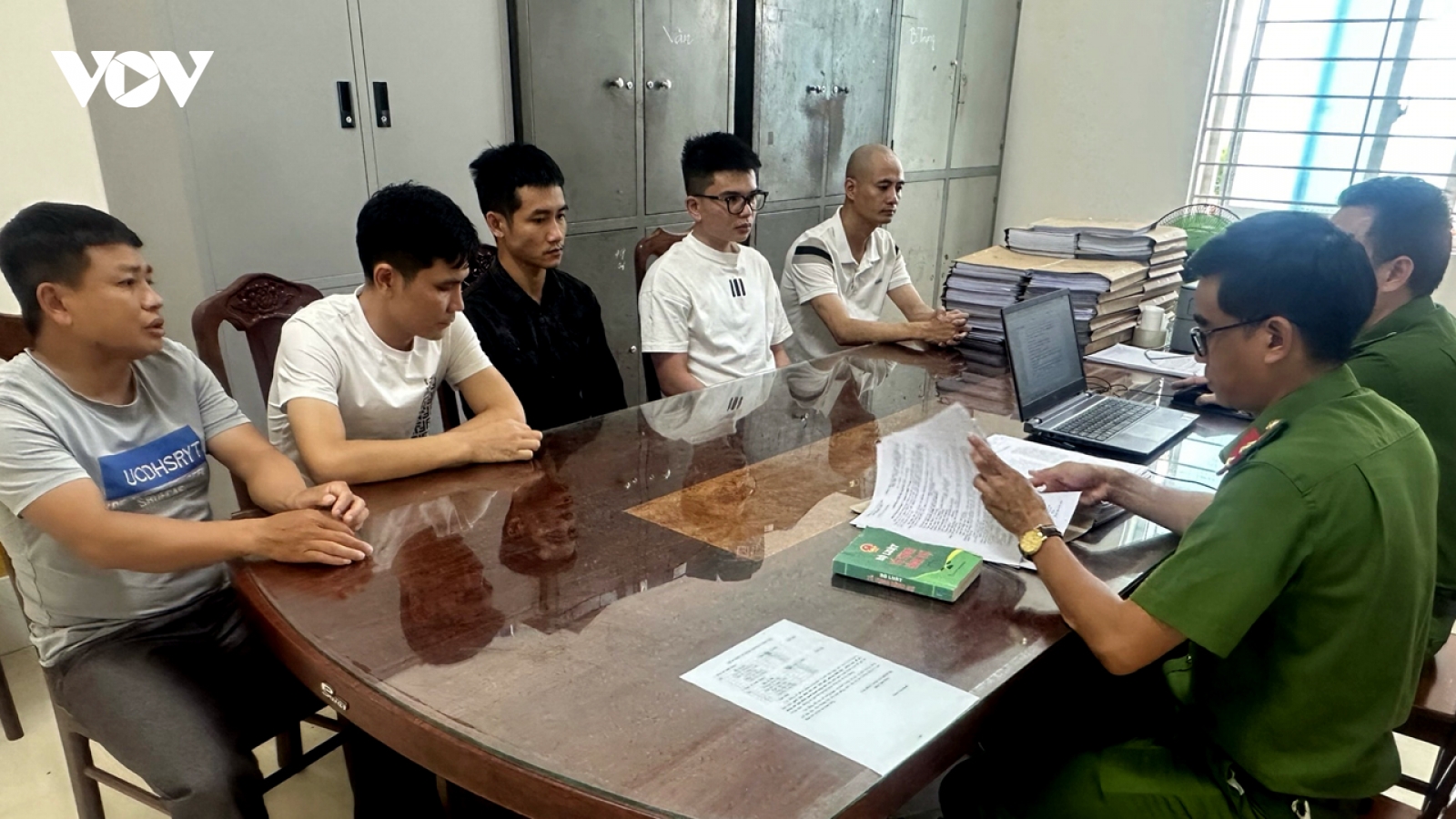 Triệt phá nhóm cho vay lãi nặng lên đến 556%/năm
