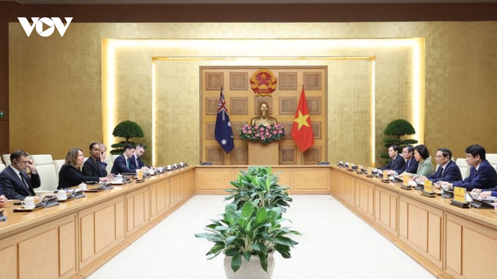 Thủ tướng tiếp Chủ tịch Thượng viện Australia sang dự Lễ tang Tổng Bí thư Nguyễn Phú Trọng