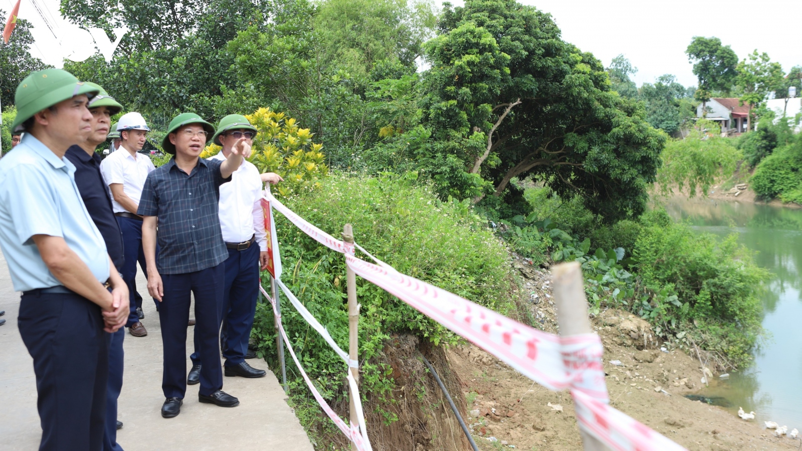 Sạt lở bờ sông Thương ở Yên Thế, Chủ tịch tỉnh Bắc Giang chỉ đạo khẩn