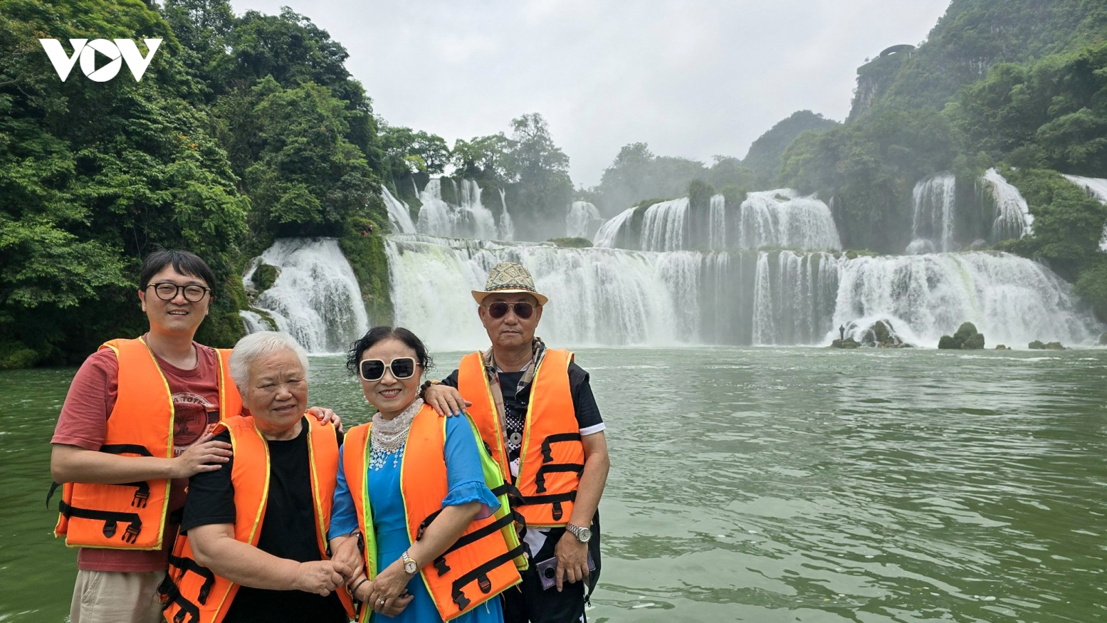 Vì sao khách Trung Quốc đến Việt Nam tăng nhanh?