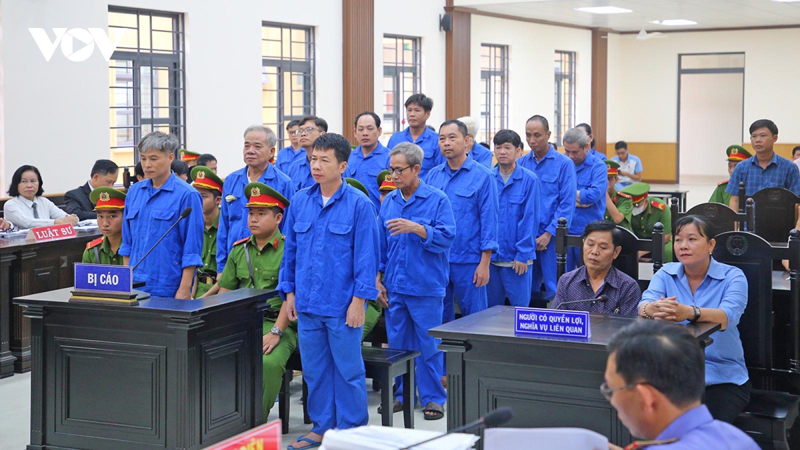 Hai cựu phó chủ tịch UBND huyện ở An Giang cùng lĩnh án 11 năm tù về tội tham ô tài sản