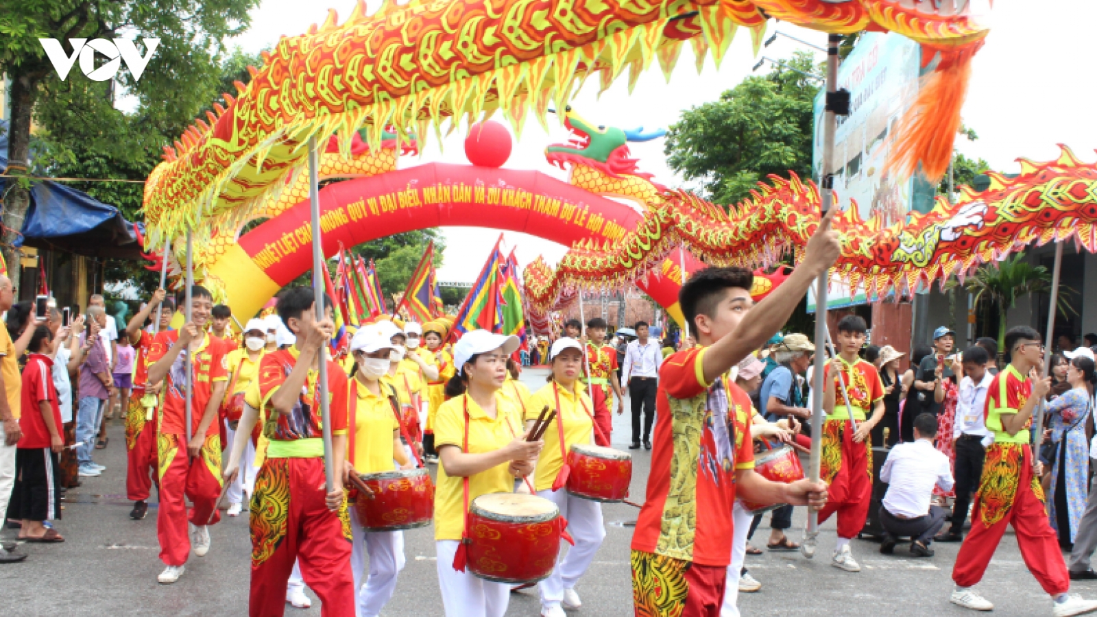 Rực rỡ Lễ hội Đình Trà Cổ năm 2024 ở Quảng Ninh