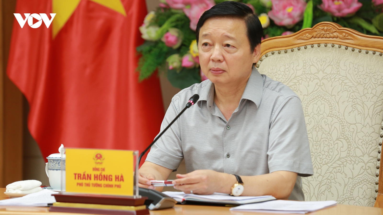 Phó Thủ tướng yêu cầu chấn chỉnh toàn diện về an toàn đường sắt, đường bộ