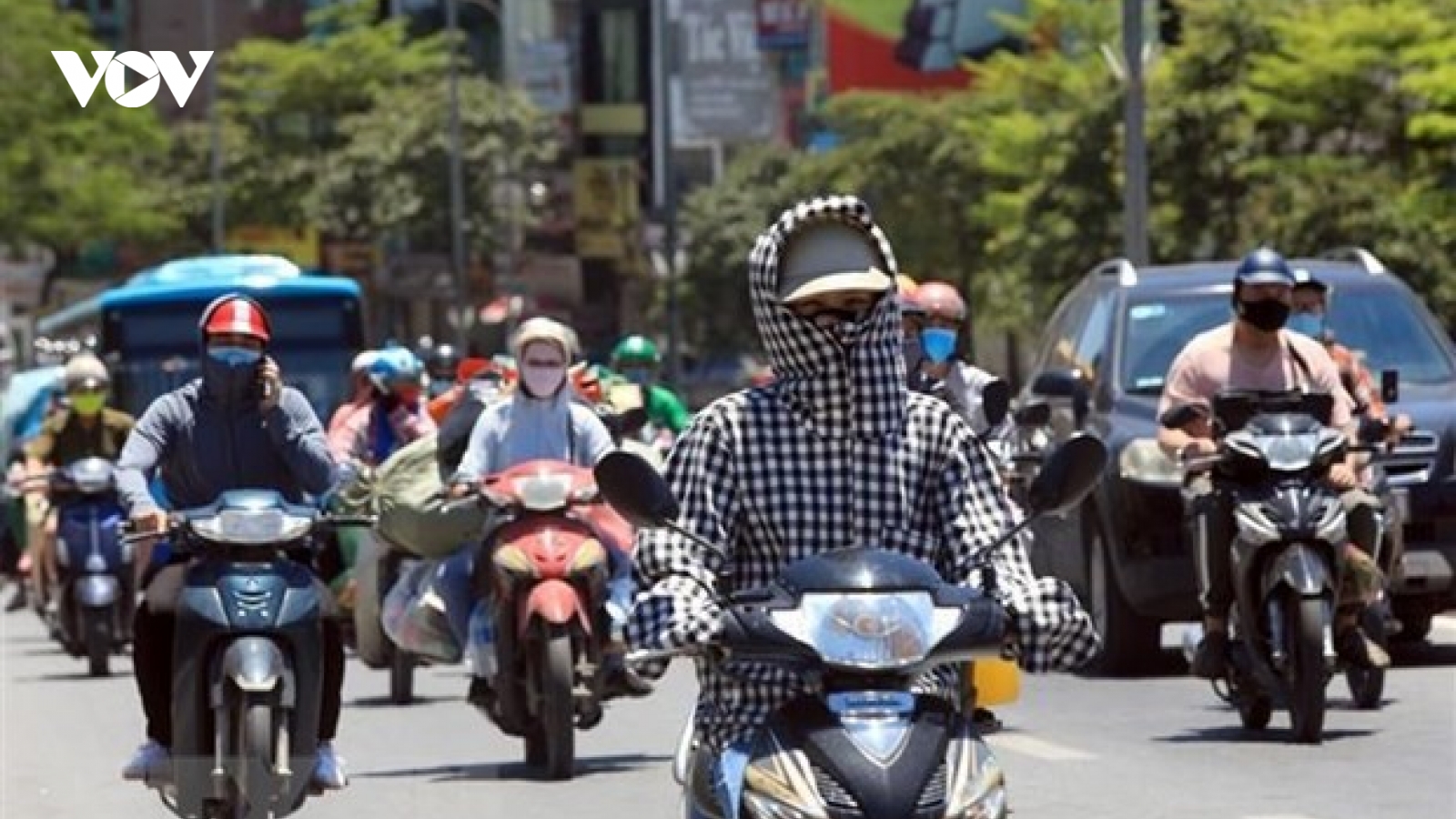 Thời tiết hôm nay 13/7: Khu vực Bắc và Trung Trung Bộ có nắng nóng gay gắt