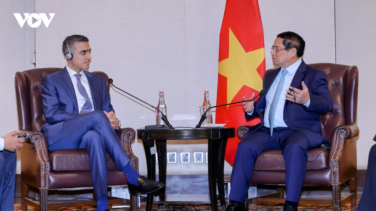 Thủ tướng tiếp lãnh đạo tập đoàn công nghiệp, dầu khí, công nghệ hàng đầu Ấn Độ