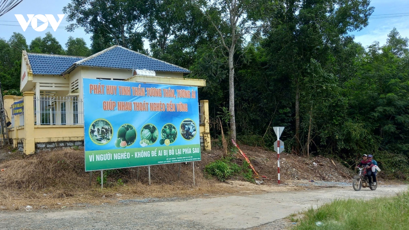 Khánh Hòa vận dụng chính sách đặc thù để xóa nhà tạm cho người dân nghèo miền núi