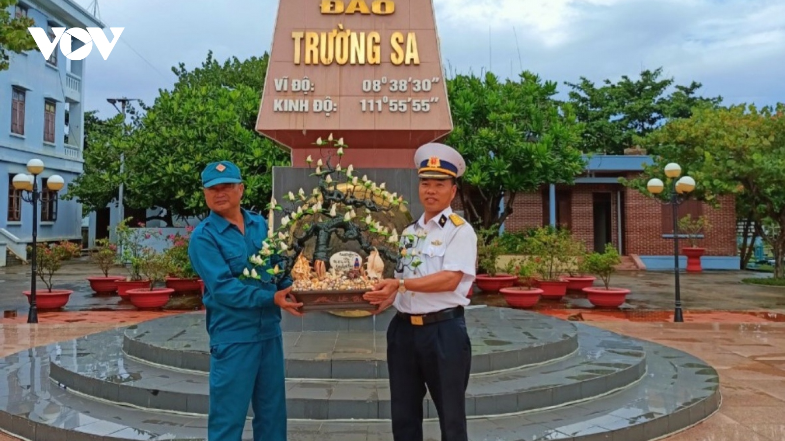 Cây hoa ốc cổ thụ - món quà đặc biệt từ Trường Sa gửi tặng Tổng Bí thư Nguyễn Phú Trọng