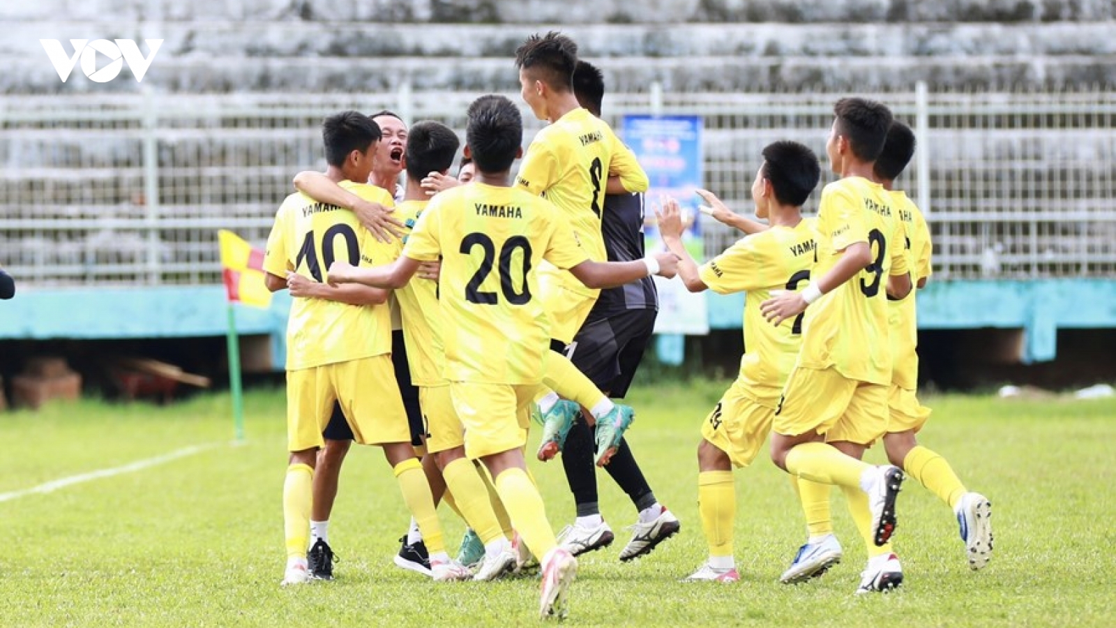 Vướng nghi vấn gian lận tuổi, CLB SLNA có thông tin bất ngờ