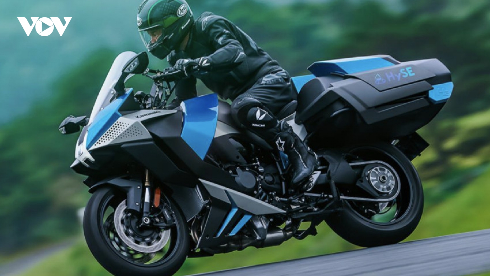 Kawasaki công khai chạy thử mẫu mô tô Hydrogen đầu tiên của hãng