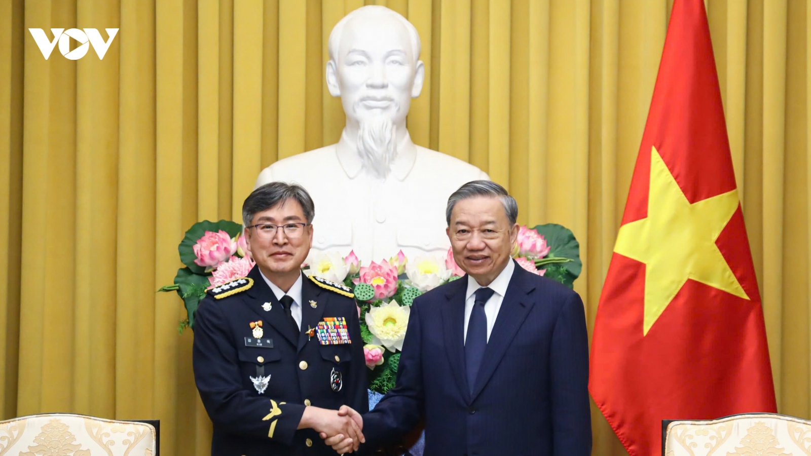 Tổng Bí thư, Chủ tịch nước Tô Lâm tiếp Tư lệnh Cơ quan Cảnh sát biển Hàn Quốc